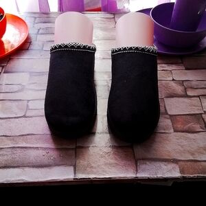 Cozy Slip-on bootie,
